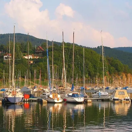 Ebenerdige Mit Terrasse Am Edersee *